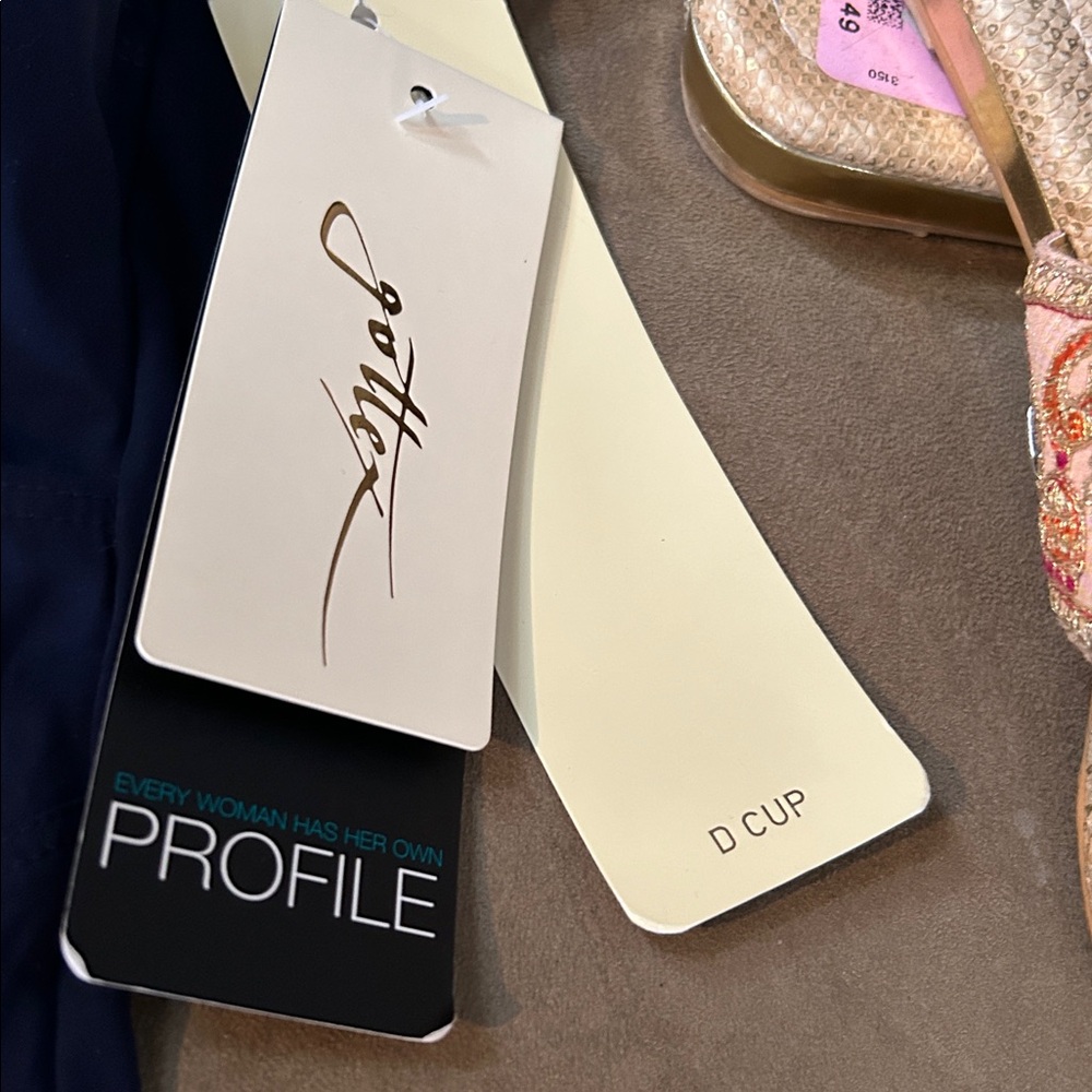 NWT adorable Gottex D cup swimsuit - Picture 4 of 8